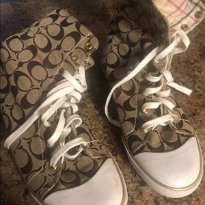 Size 9 women’s coach high tops